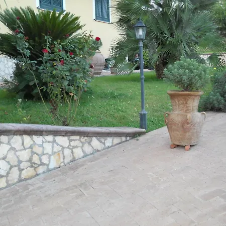 Oasi Bed & Breakfast 3*
