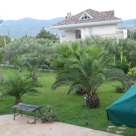Oasi Bed and breakfast Giffoni Sei Casali