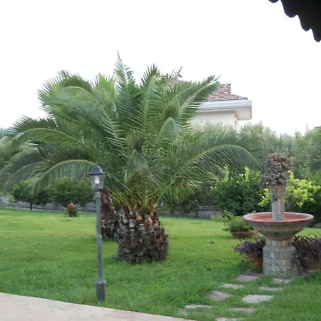 Oasi 3* Giffoni Sei Casali